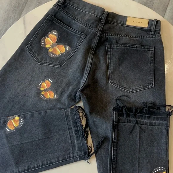 MNML Slim Straight Graphic Butterfly Jeans. - Picture 5 of 14